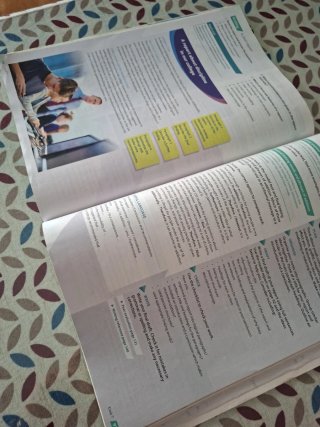 FUTURE PROSPECTS 1 Student's book: libro de tex...