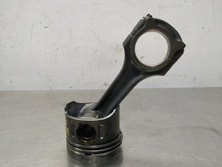 PISTON MERCEDES-BENZ VITO BASIC-KOMBI (639) D-646