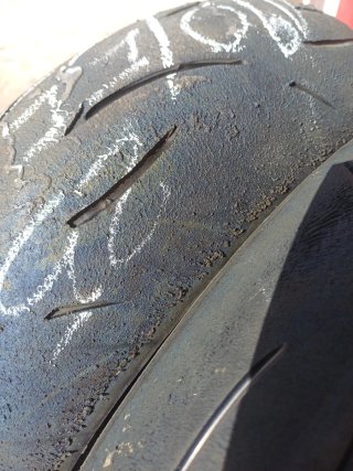 Dunlop Sportmax GP Racer D212