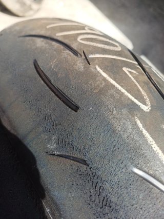 Dunlop Sportmax GP Racer D212