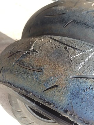 Dunlop Sportmax GP Racer D212