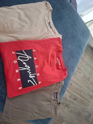 Pack 3 Camisetas Jack & Jones Talla s y leffties s