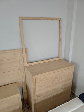 Dormitorio madera sin pintar