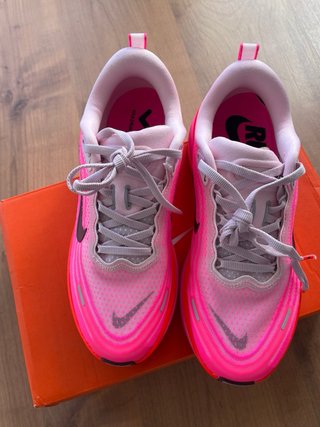 Nike Air Vomero Plus Rosa Talla 38