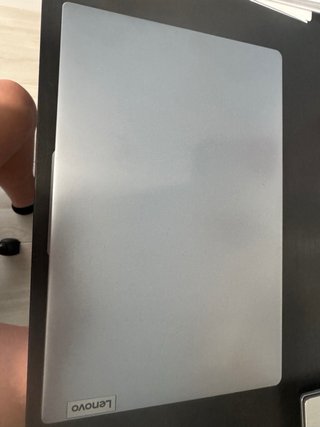 Lenovo IdeaPad Slim 3 Gris