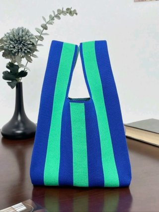 Bolso de verano azul y verde