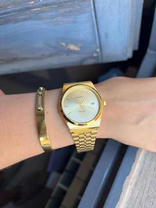 Casio Dorado