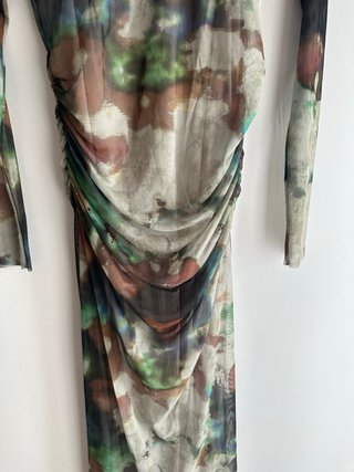 Vestido Zara estampado manga larga