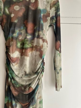 Vestido Zara estampado manga larga