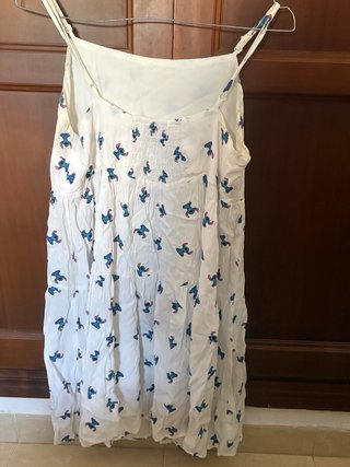 Vestido blanco con estampado de Stitch