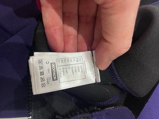 Neopreno infantil Olaian morado y rosa