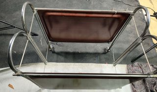Bandeja auxiliar vintage plegable con ruedas