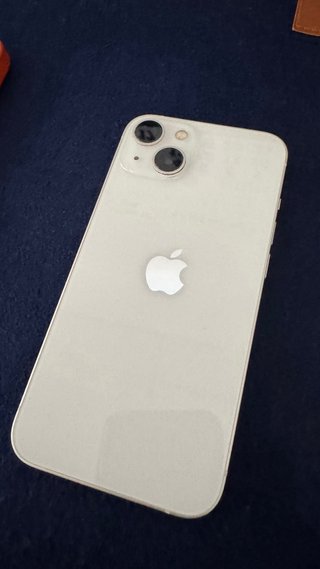iPhone 13 de 128 gb.