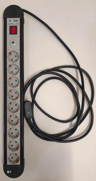 Multipresa Uni-Elektra 9 prese con protezione