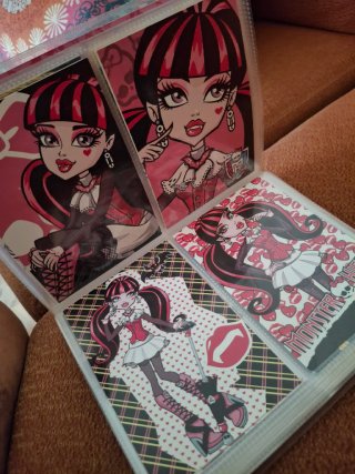 Álbum Monster High Panini Completo
