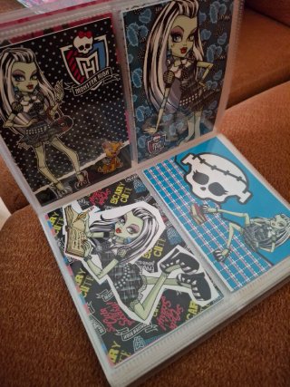 Álbum Monster High Panini Completo