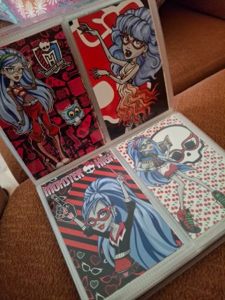Álbum Monster High Panini Completo