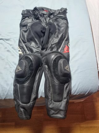 Mono Dainese VR46 2 Piezas Cuero