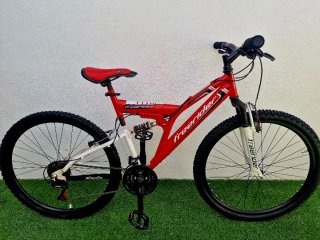 Bicicleta de montaña Freerider roja