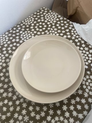 Vajilla Ikea FÄRGKLAR Beige 18 piezas