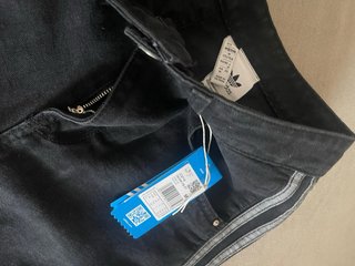 Pantalón Adidas Negro Talla M