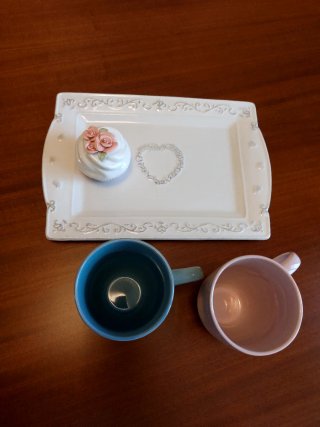 Set 2 tazze shabby con vassoio e dolcetto