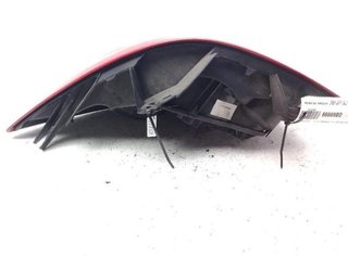 Piloto trasero derecho nissan 22503640 primera p12