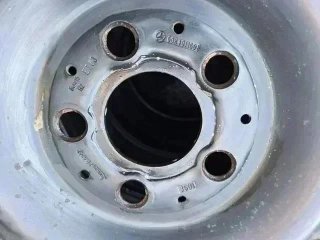 Mercedes Vito 215 65 R15 - Rueda de repuesto