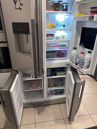 Frigorífico BEKO 4 puertas