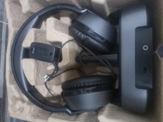 Auriculares Inalámbricos Philips SHC8535