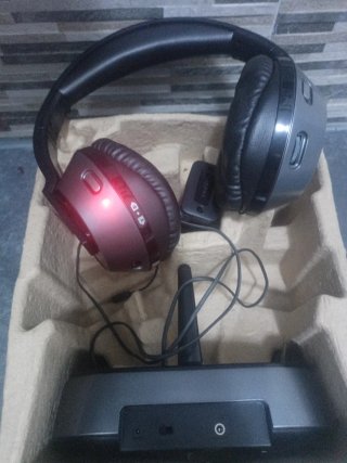 Auriculares Inalámbricos Philips SHC8535