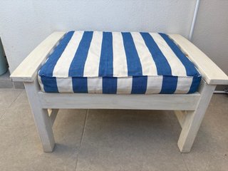 Sofá y butaca terraza madera blanco