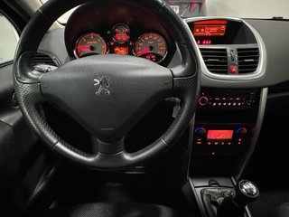 Peugeot 207 1.6HDi 90