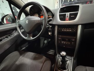 Peugeot 207 1.6HDi 90