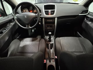 Peugeot 207 1.6HDi 90