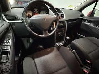Peugeot 207 1.6HDi 90