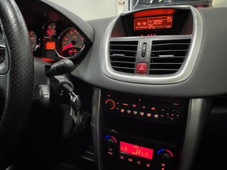 Peugeot 207 1.6HDi 90