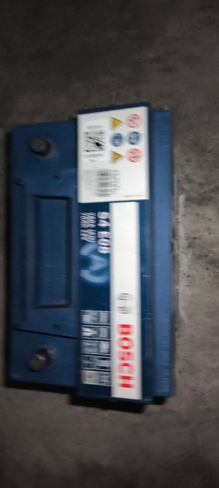 Batería Coche Bosch S4 E08 70Ah 12V