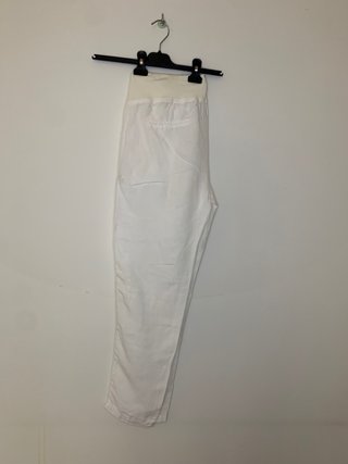 Pantaloni in lino bianchi