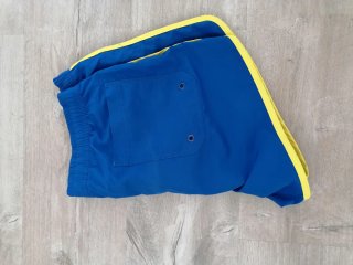 6 camisetas marcas + bañador
