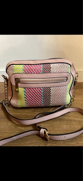 Lote de 2 bolsos de hombro + monedero de regalo.