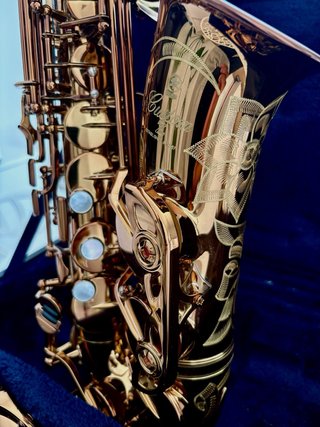 Saxofón Alto Yamaha Custom 82Z Lacado Ámbar