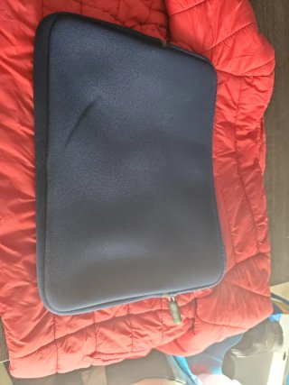 Funda portátil azul con cremalleras