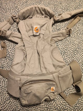 Mochila de porteo Ergobaby casi nueva