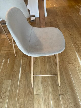 Mesa madera olivo y 4 sillas