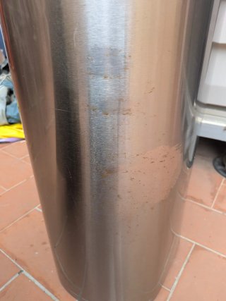 Cubo de basura plateado