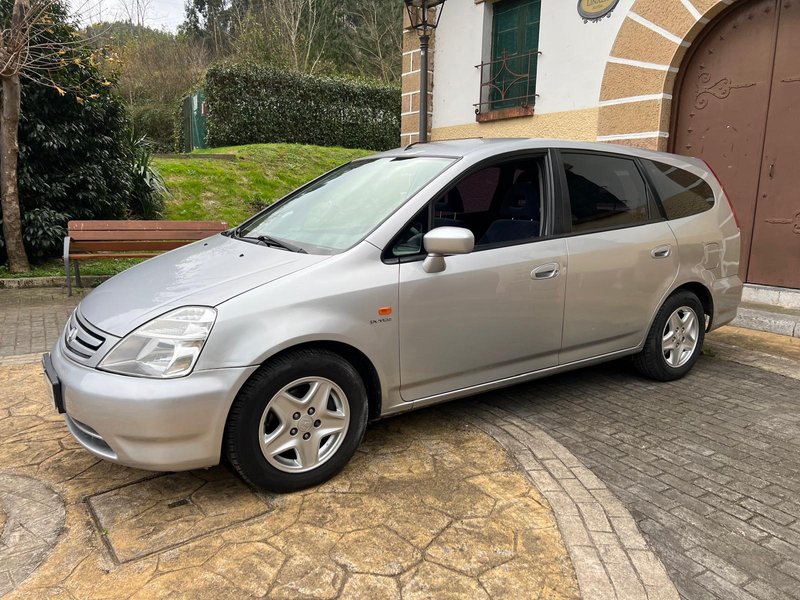 Honda Stream 2.0i ES Sport - foto 1