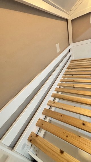 Cama infantil casa con cajón
