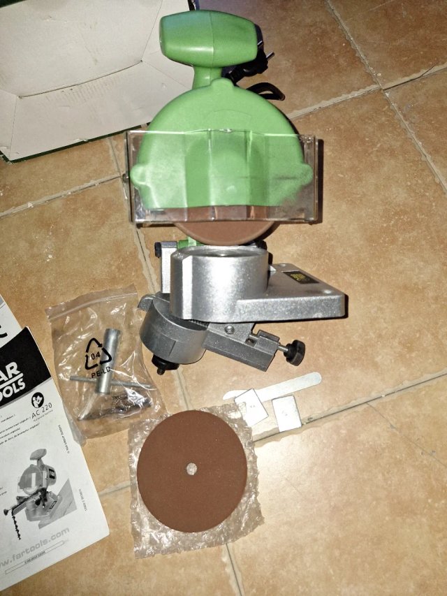 Affilatrice per catene FAR TOOLS AC 220