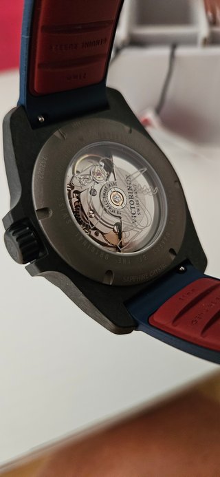Reloj Victorinox I.N.O.X. Automático Carbono